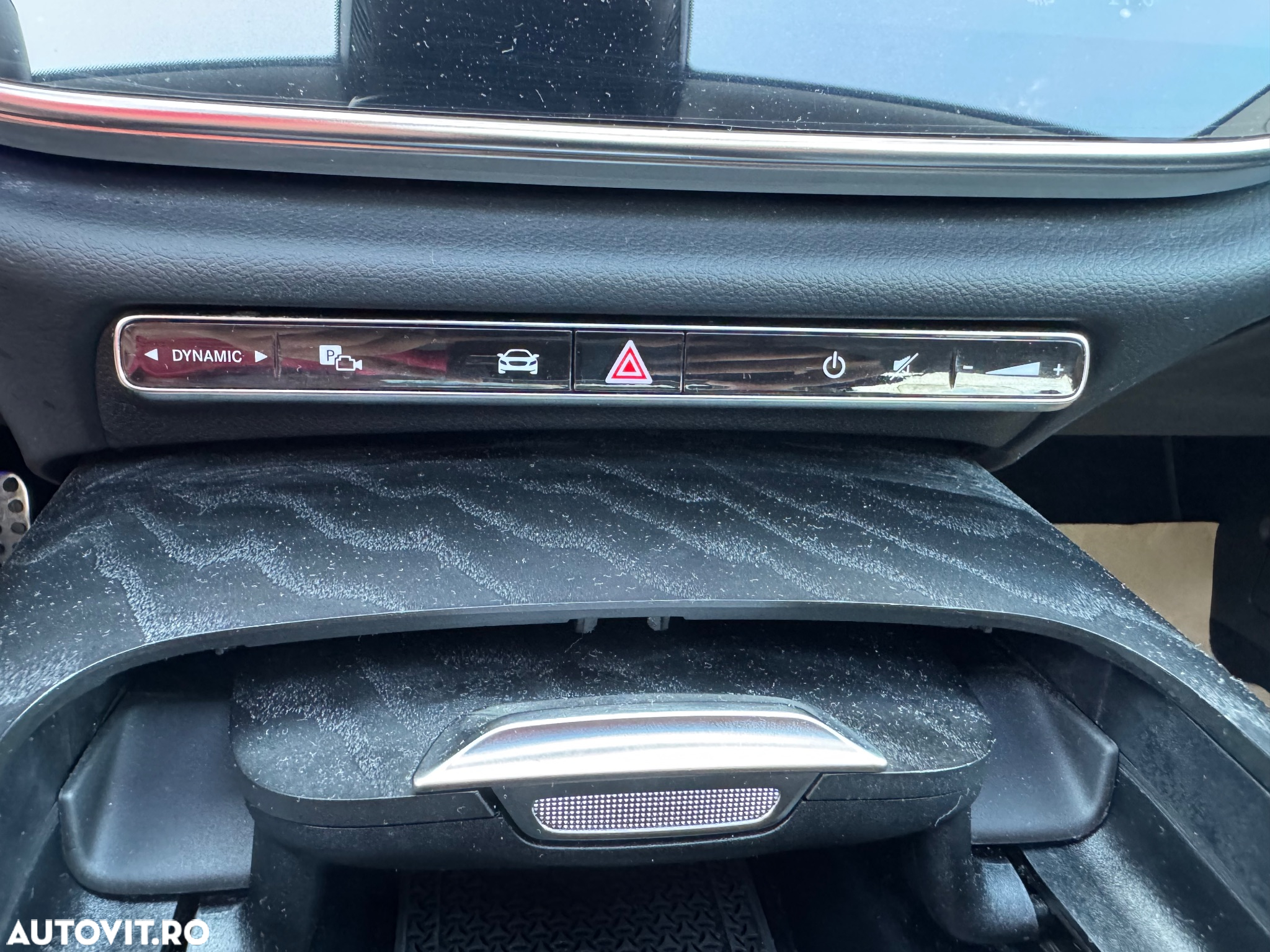 Mercedes-Benz E 220 d T 9G-TRONIC Edition AVANTGARDE - 19
