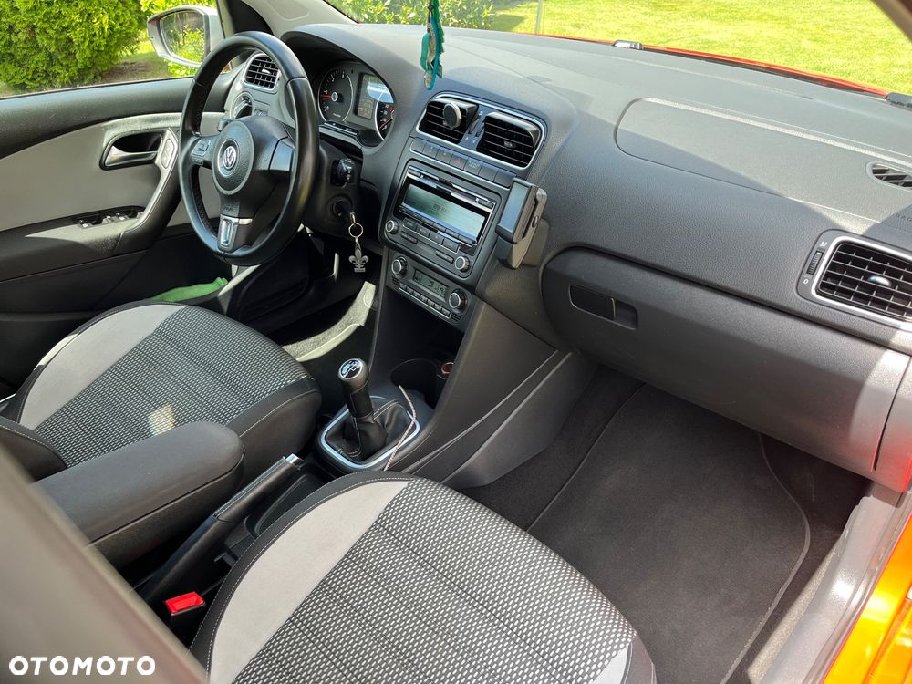 Volkswagen Polo 1.6 TDI Cross - 12