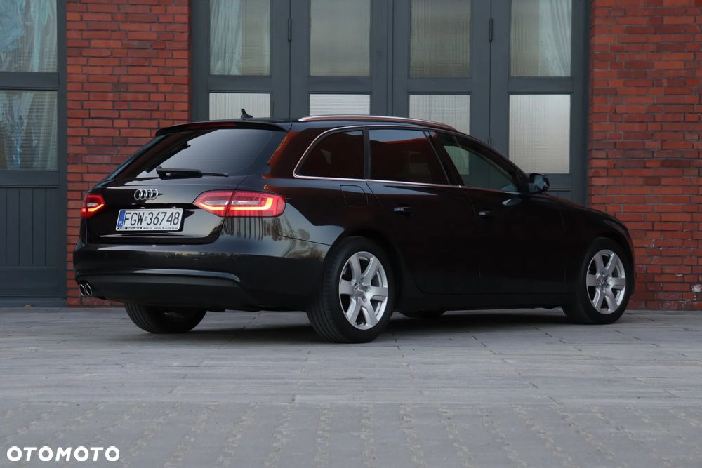Audi A4 Avant 2.0 TDI ultra DPF Attraction - 11