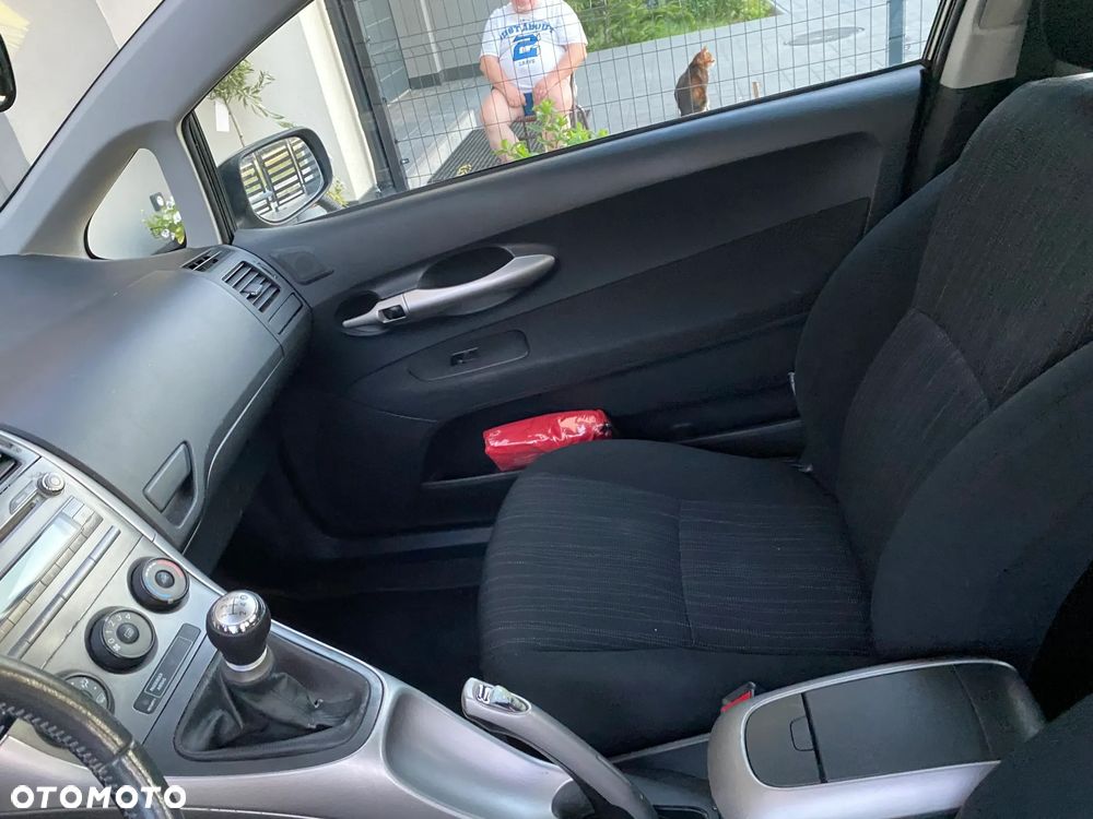 Toyota Auris 1.4 VVT-i - 14