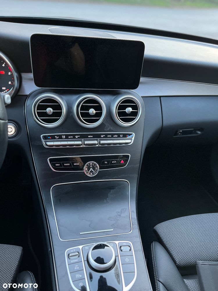 Mercedes-Benz Klasa C 220 d 9G-TRONIC Avantgarde - 12