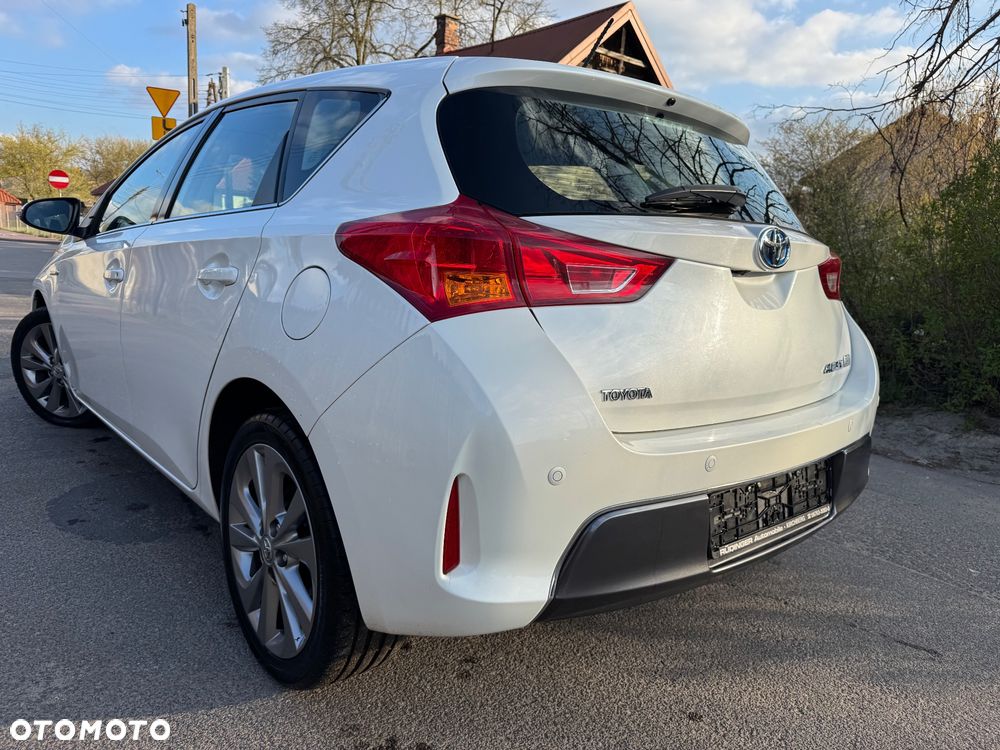 Toyota Auris - 5