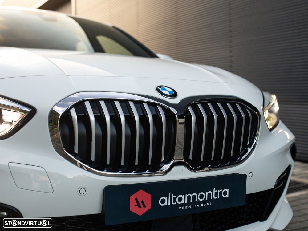 BMW 116 d Pack Desportivo M - 11