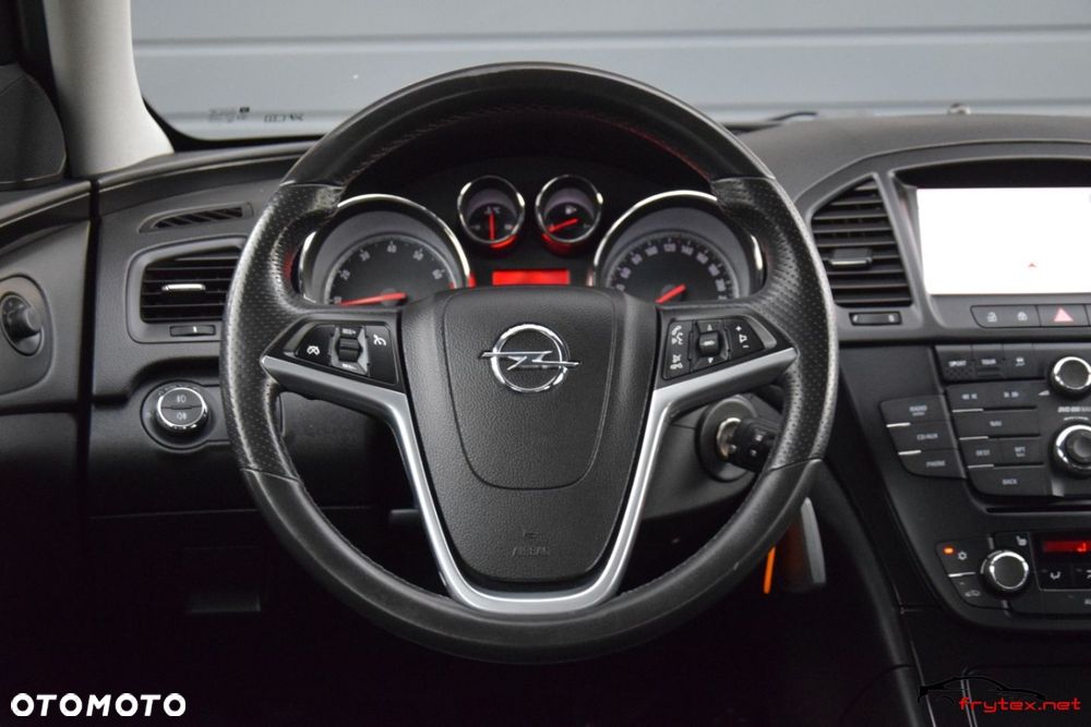 Opel Insignia - 29