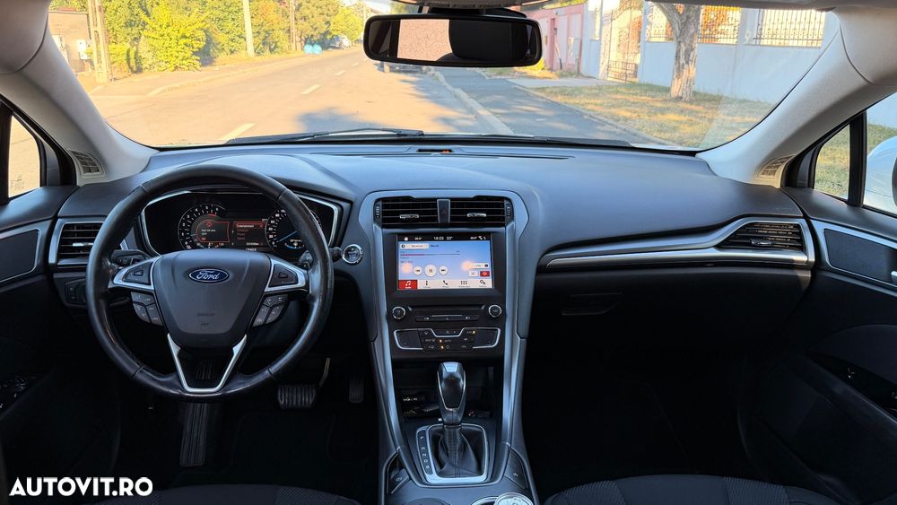 Ford Mondeo 2.0 TDCi Powershift Business - 7