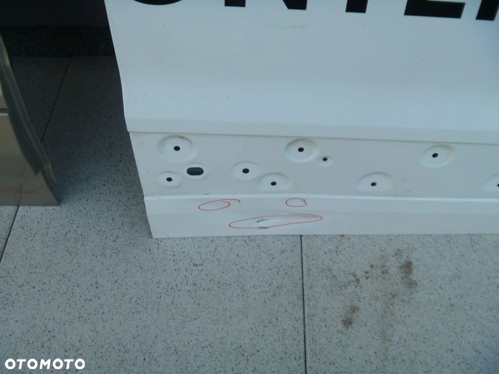 FORD TRANSIT CONNECT MK2 DRZWI PRAWE SUWANE LISTWA - 13