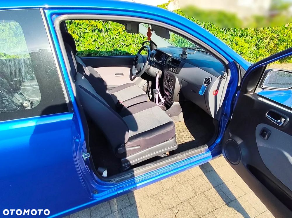 Daihatsu Cuore - 5