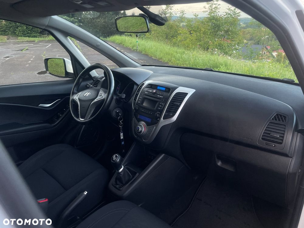 Hyundai ix20 - 13