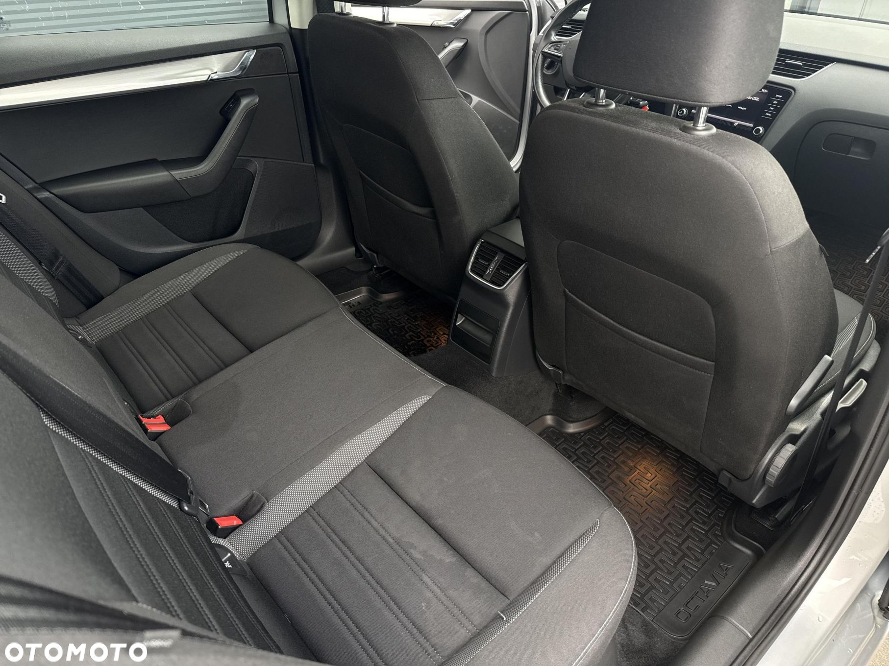 Skoda Octavia 1.5 TSI GPF ACT Ambition - 18