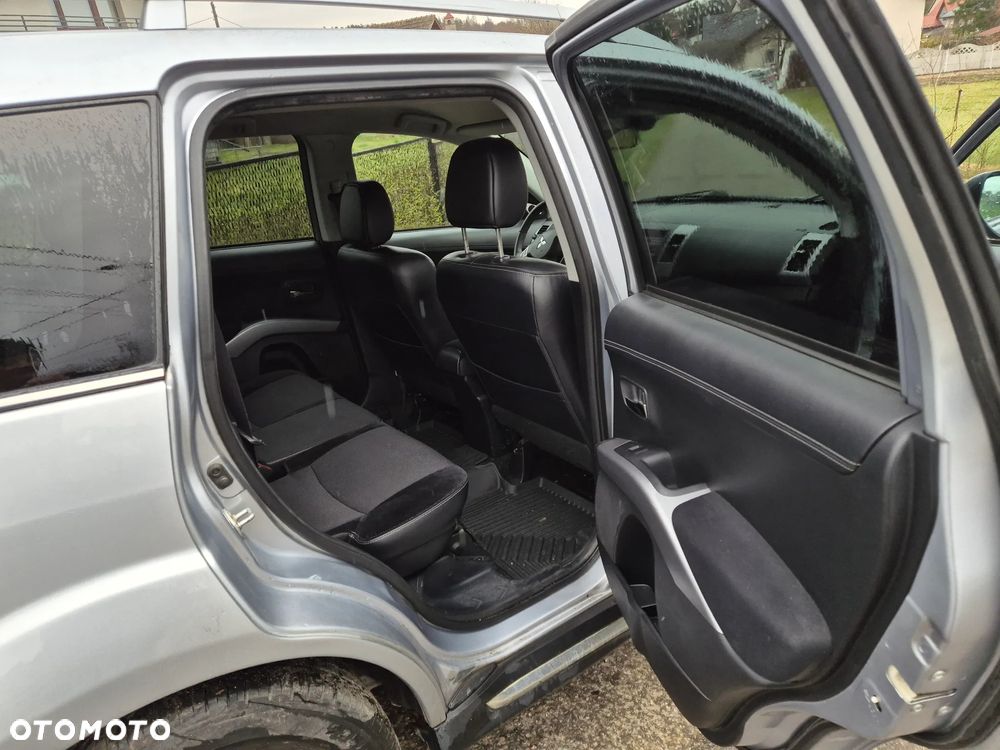 Mitsubishi Outlander 2.2 DID Instyle NAVI EU5 - 9