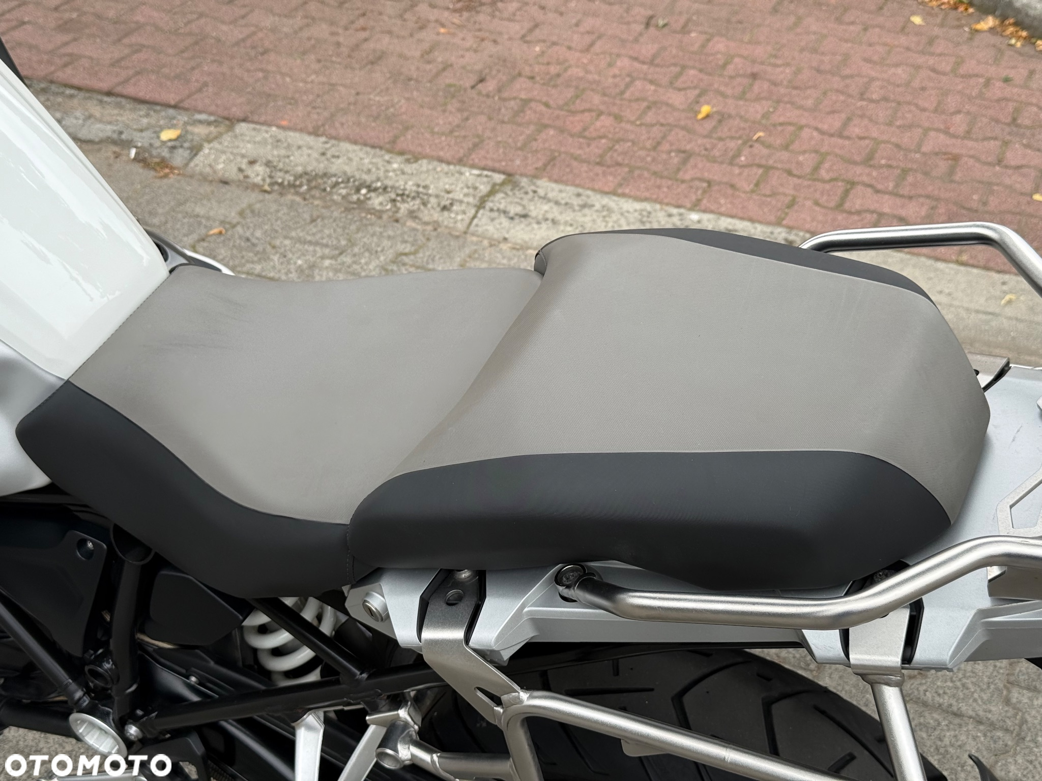 BMW R - 19