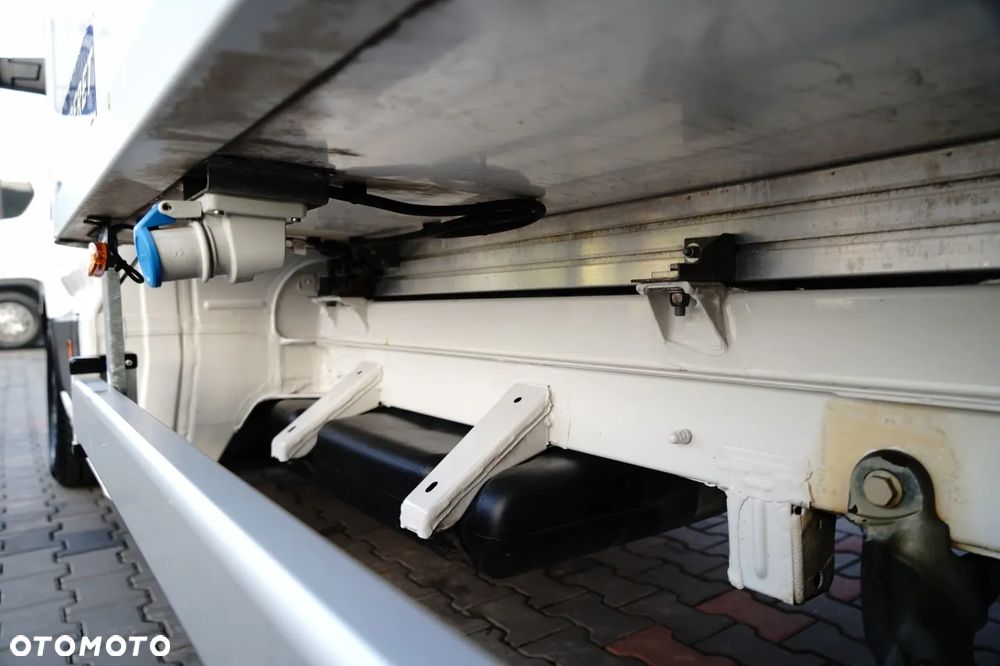 MAN TGE 3.180 / CHŁODNIA / AGREGAT CARRIER XARIOS 350 / WINDA / DOPPLESTOCK - 17