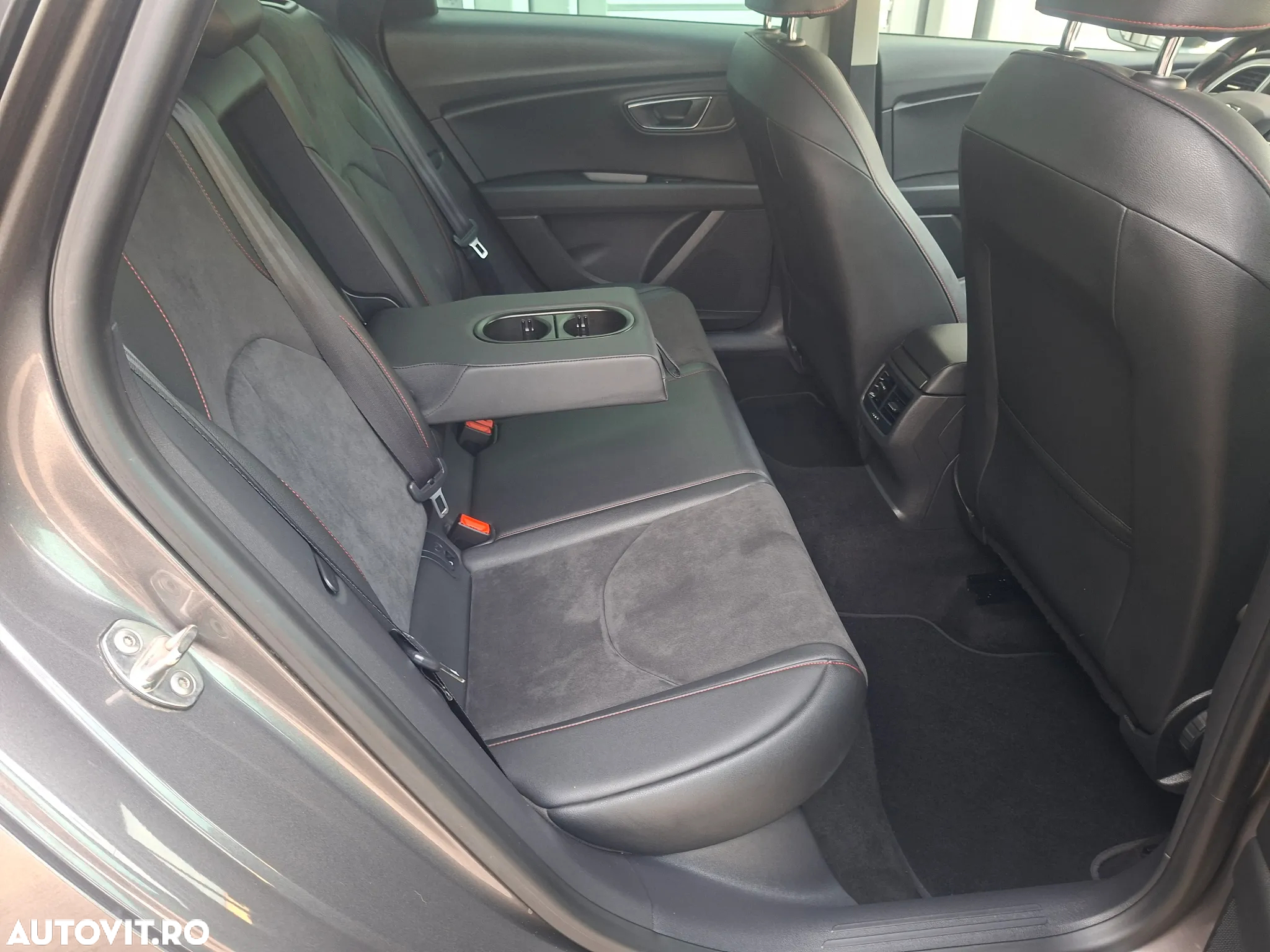 Seat Leon ST 2.0 TDI Start&Stop DSG FR - 9