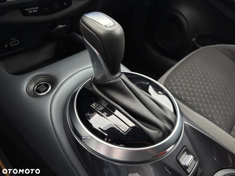 Nissan Juke 1.0 DIG-T DCT N-Connecta - 31