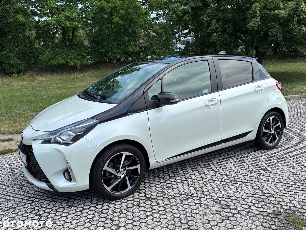 Toyota Yaris 1.5 Selection - 1