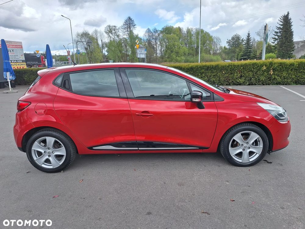Renault Clio TCe 90 Paris - 7