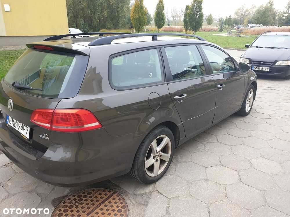 Volkswagen Passat - 9