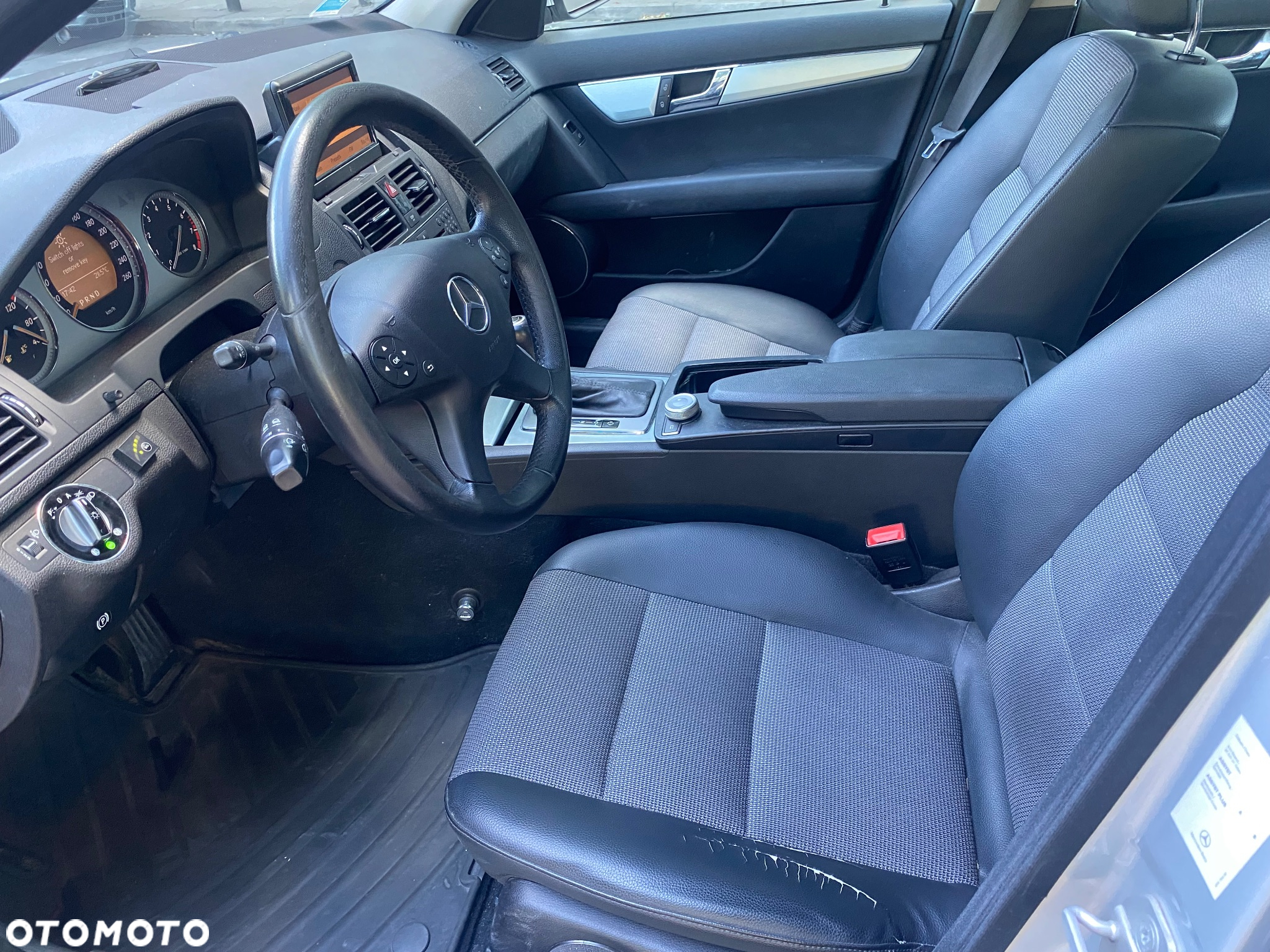 Mercedes-Benz Klasa C 200 T Kompressor Automatik Avantgarde - 9