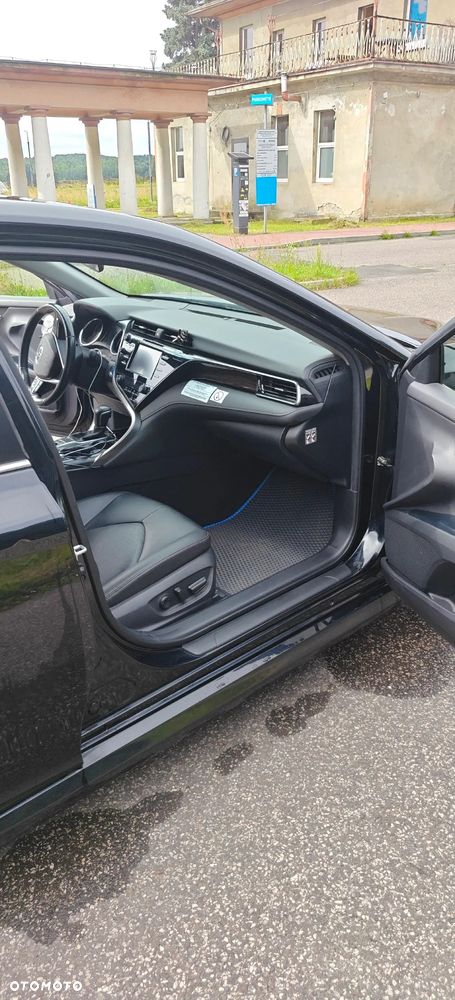 Toyota Camry 2.5 Hybrid Comfort CVT - 19