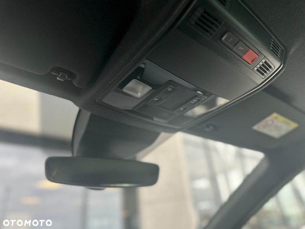Seat Arona 1.0 TSI Style Plus DSG - 32