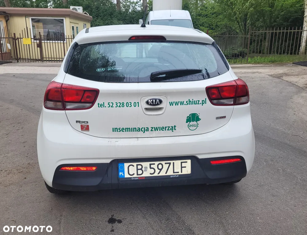 Kia Rio - 5