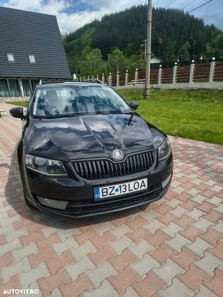 Skoda Octavia 2.0 TDI DSG Ambition - 2