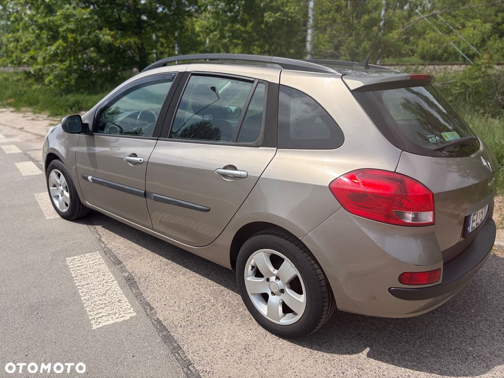 Renault Clio 1.2 16V Tech Run - 10