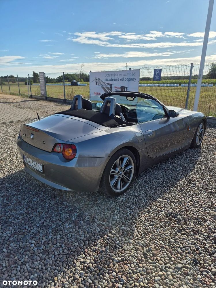BMW Z4 2.2i - 3