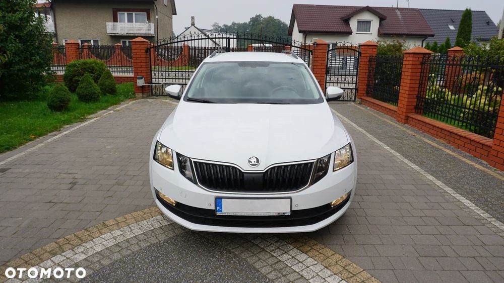 Skoda Octavia 1.6 TDI SCR Ambition - 4