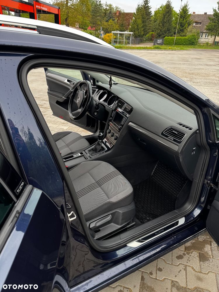 Volkswagen Golf 1.6 TDI BlueMotion Technology Allstar - 18