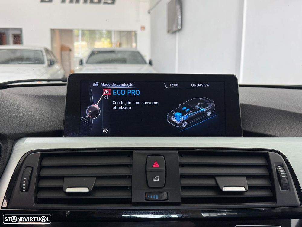 BMW 320 d Pack M Auto - 28