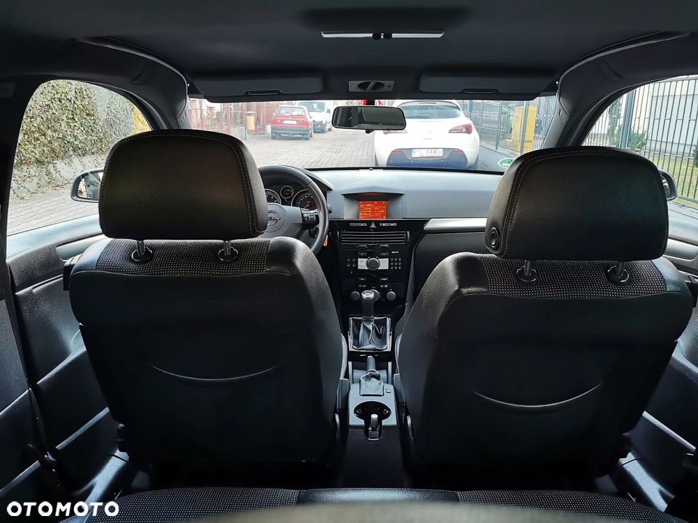 Opel Astra 1.8 Limited - 31