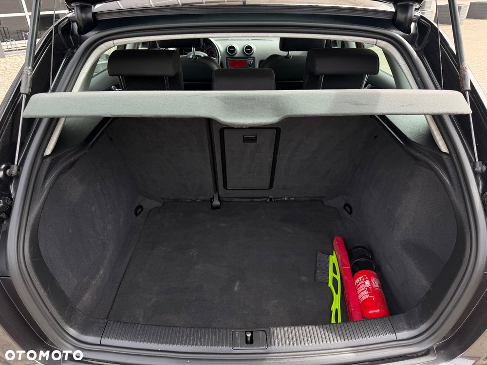 Audi A3 Sportback 2.0 TDI Ambiente - 6