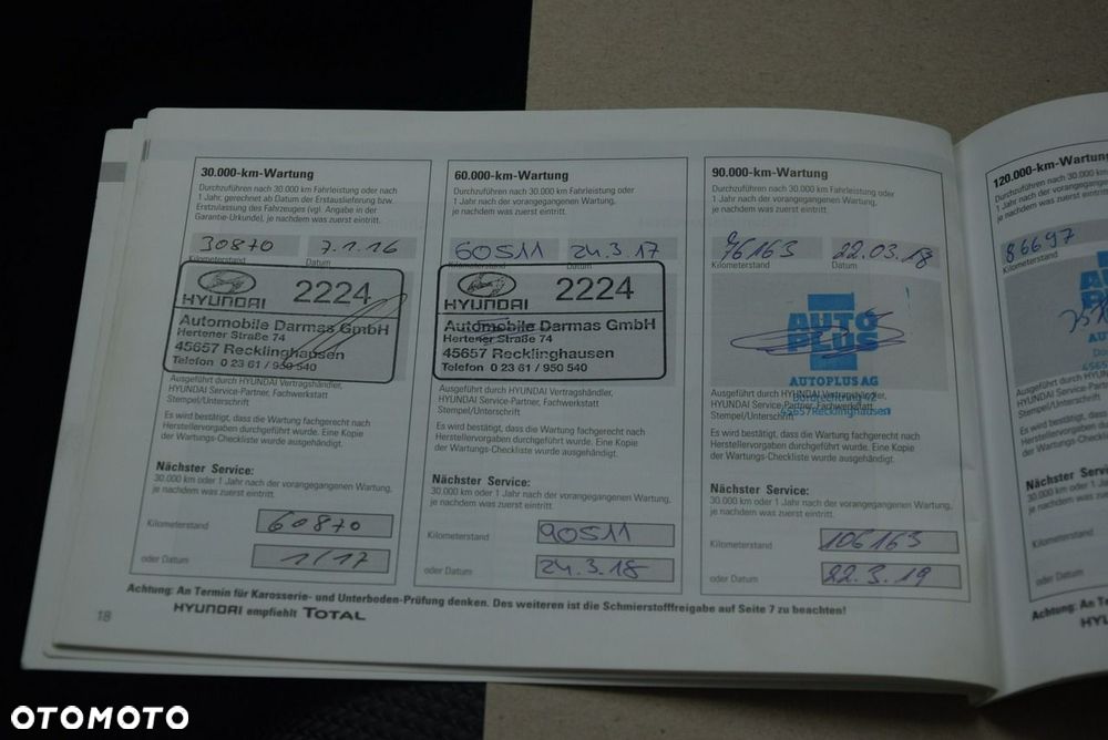 Hyundai i30 1.6 CRDi Fifa World Cup Edition - 40