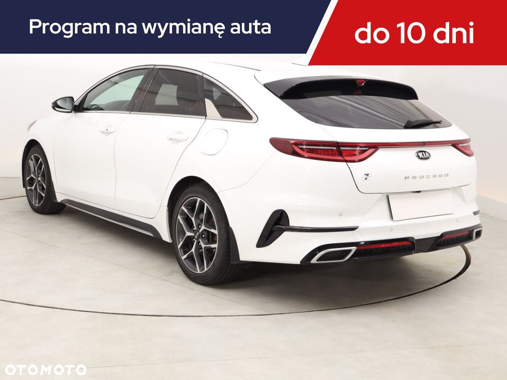 Kia ProCeed - 6
