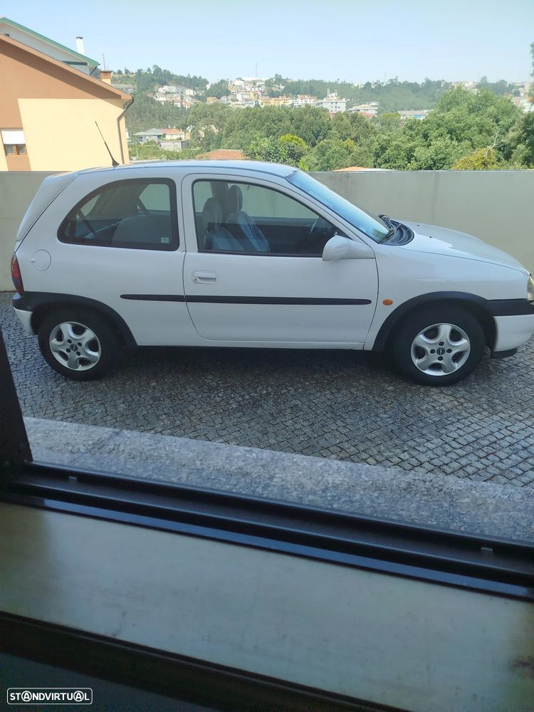 Opel Corsa 1.5 TD - 1