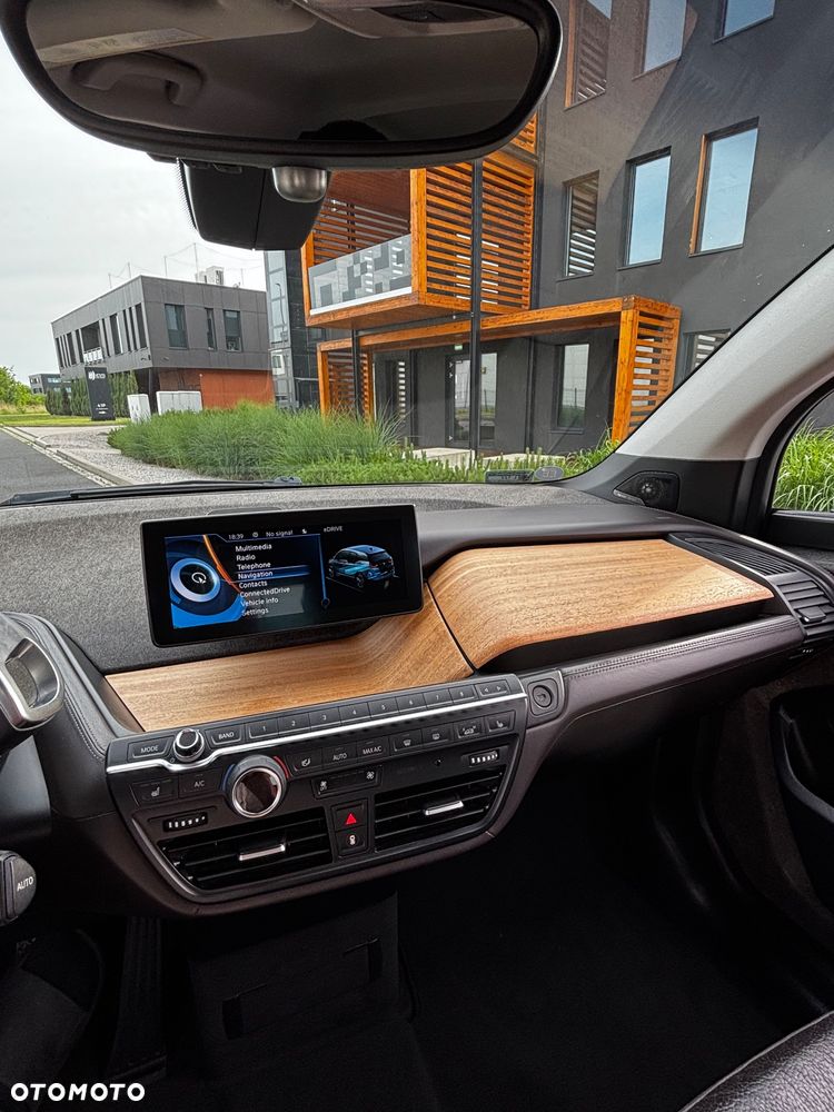 BMW i3 (60 Ah) - 13