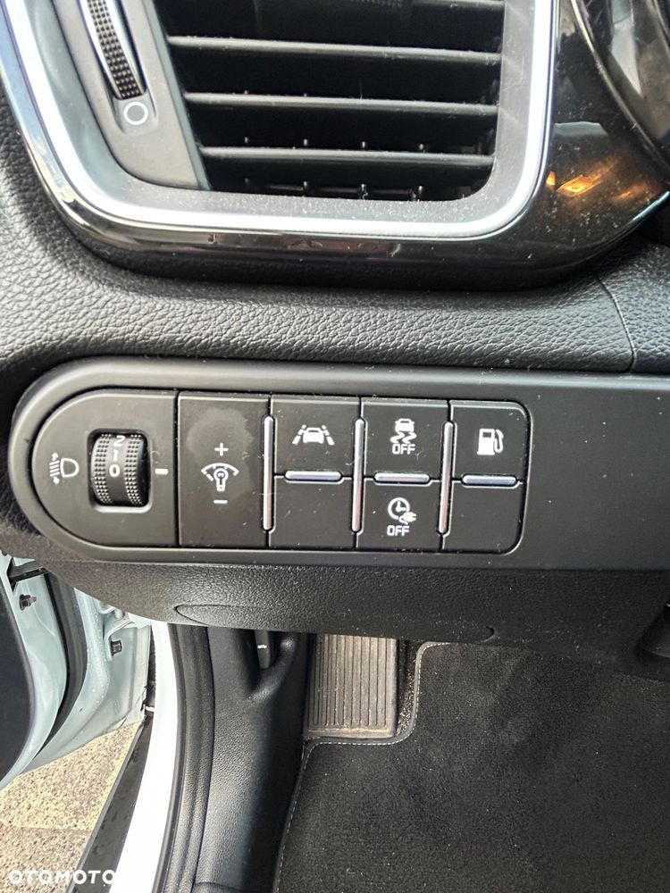 Kia XCeed - 15