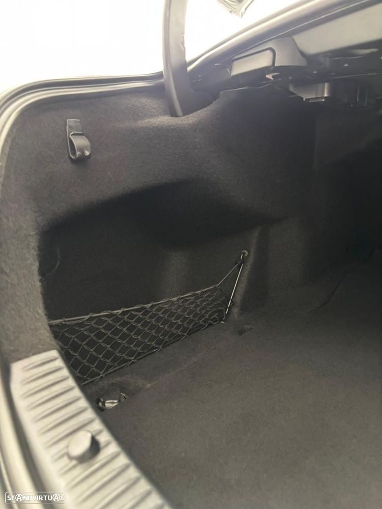 Mercedes-Benz C 200 BlueTEC Avantgarde - 17