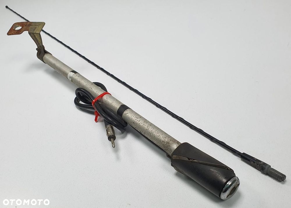ANTENA RADIA HYUNDAI TERRACAN - 2