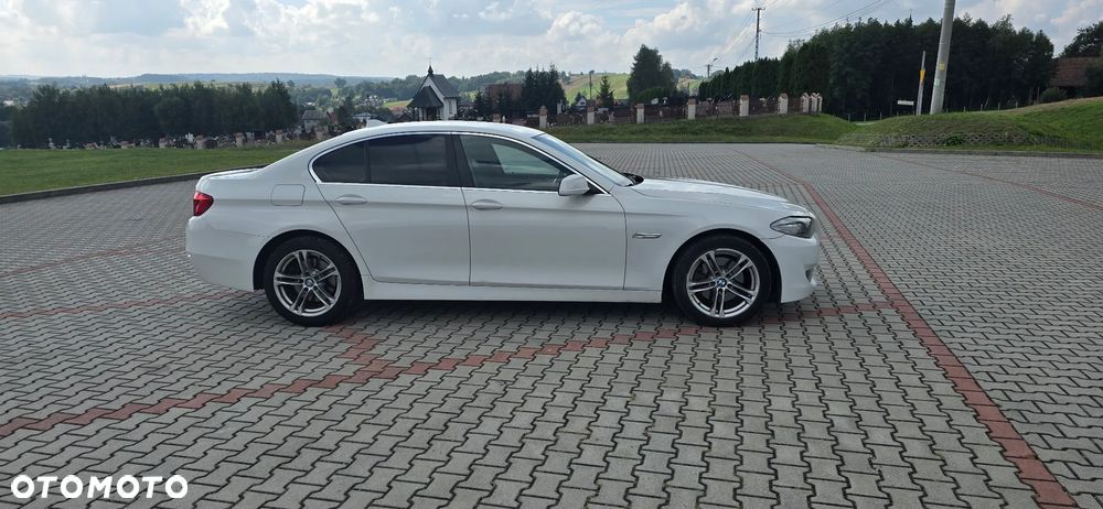 BMW Seria 5 520d - 4
