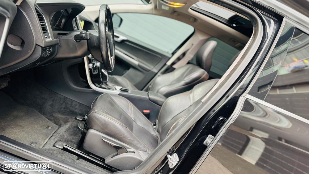 Volvo XC 60 2.0 D4 R-Design Momentum Geartronic - 7