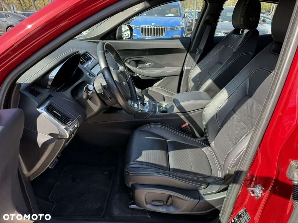 Jaguar E-Pace - 19