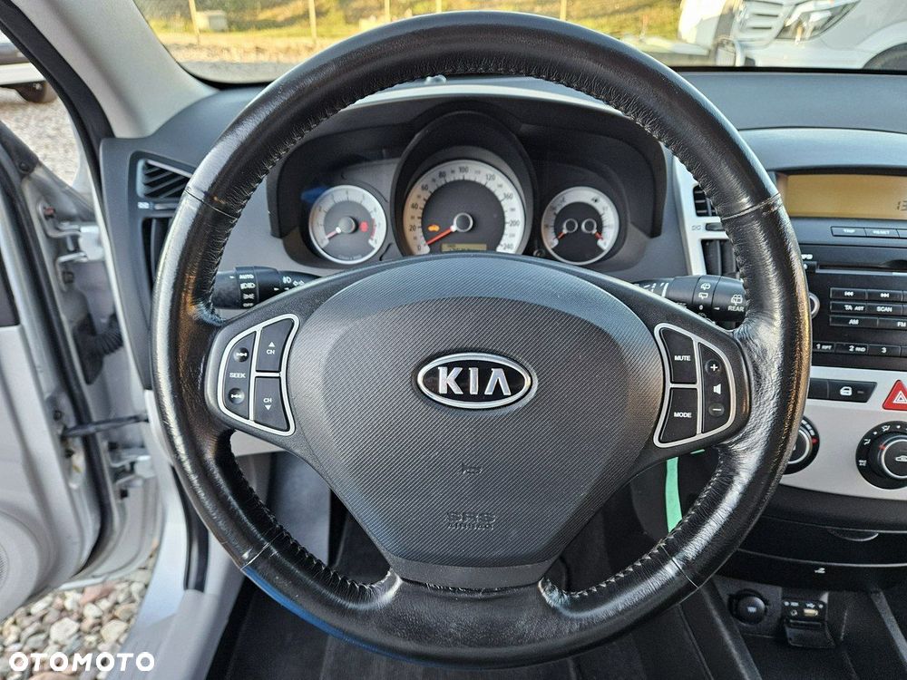 Kia Ceed - 15