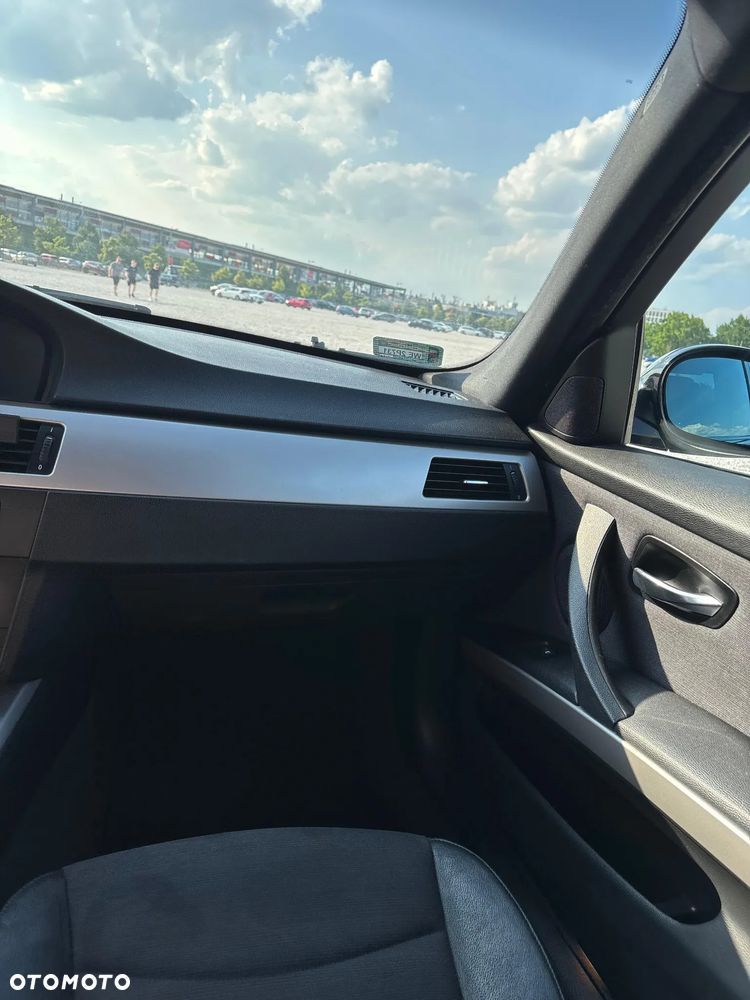 BMW Seria 3 - 17