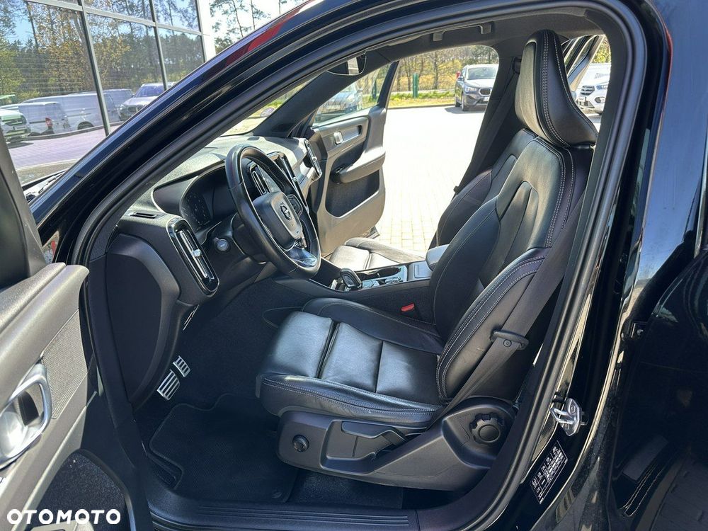 Volvo XC 40 - 11
