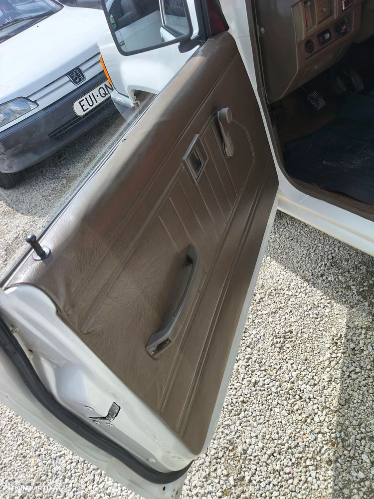 Mitsubishi L200 2.5 D CD - 13