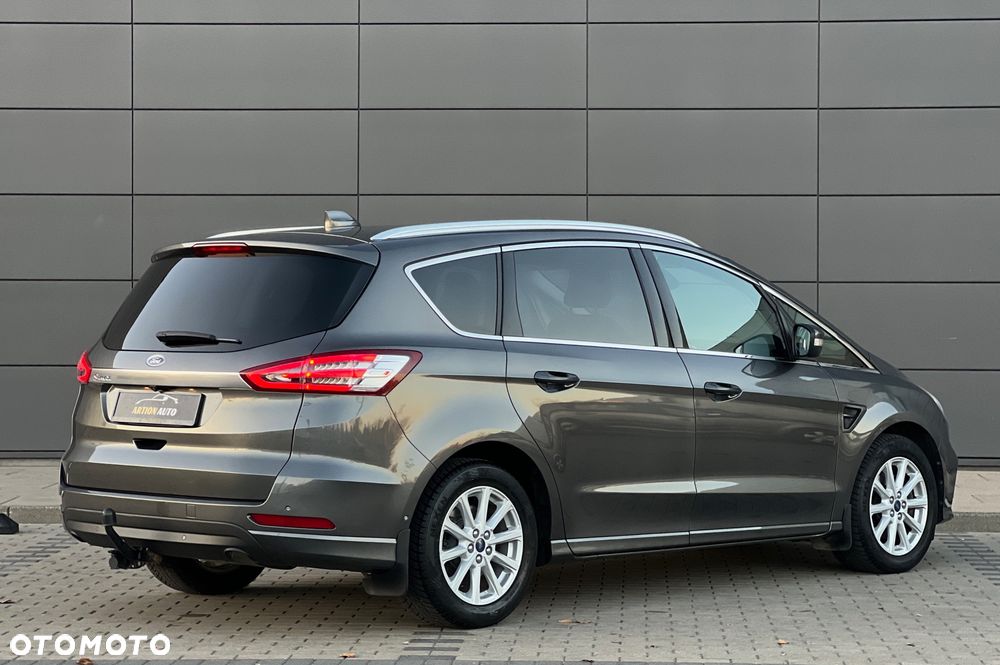 Ford S-Max 2.0 EcoBlue Titanium - 40