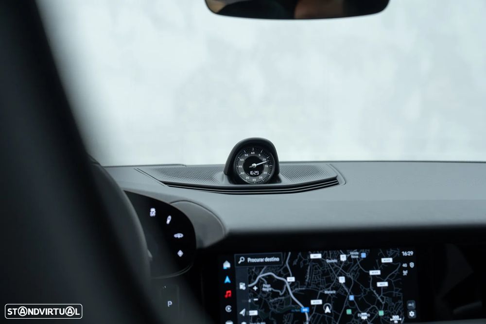 Porsche Taycan Sport Turismo Standard - 21