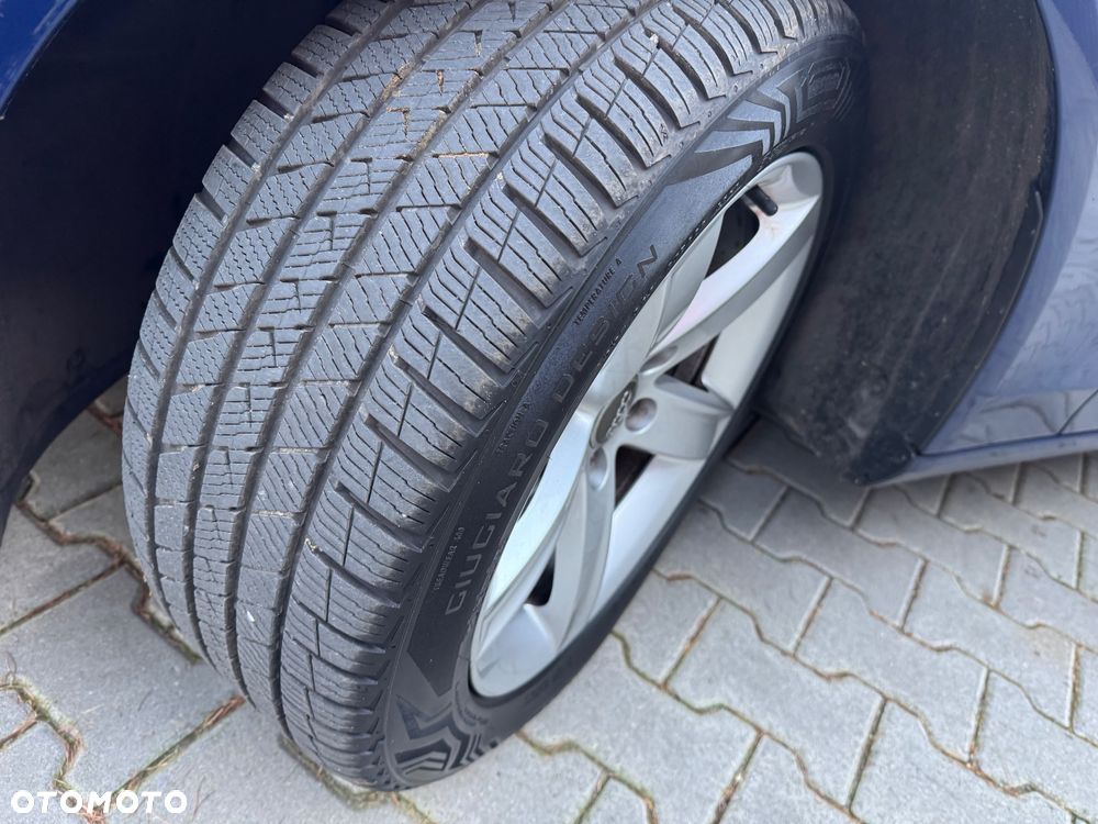 Audi A4 Avant 2.0 TDI DPF multitronic Ambiente - 23